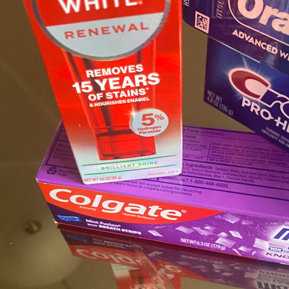 Colgate and Crest Toothpaste Set - Picture 2 of 4
